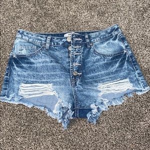 Ripped jeans shorts